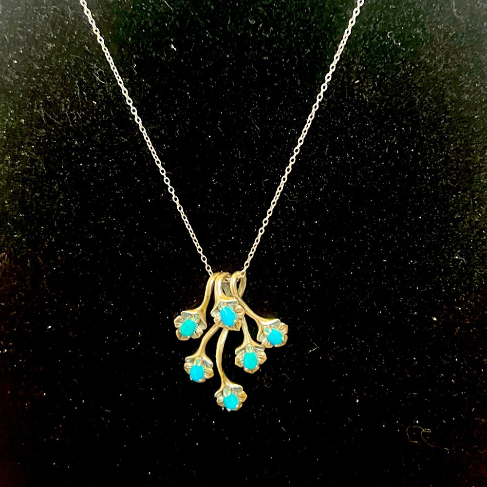 DK 925 Sterling Silver Sleeping 
Beauty Turquoise Flower Form...